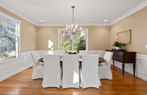 76 Lewis St, Newton MA 02458-1840 exterior