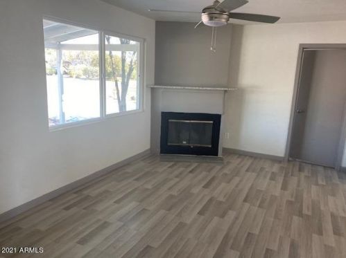 2921 El Caminito Dr, Phoenix, AZ 85051-3956