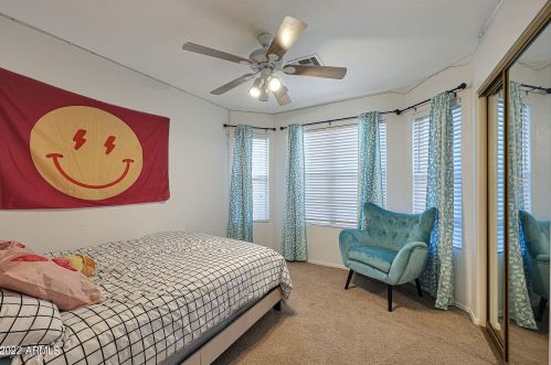 19429 35 Pl, Phoenix AZ 85028-3938 exterior