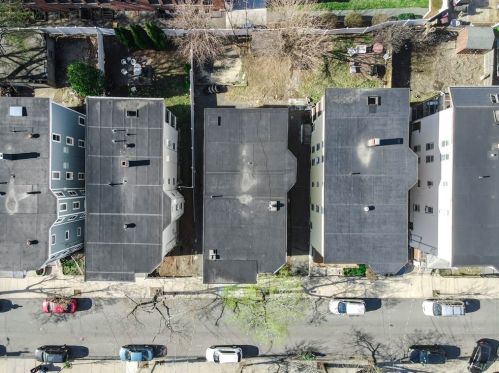 49 Pearl St, Everett MA 02149-1105 exterior