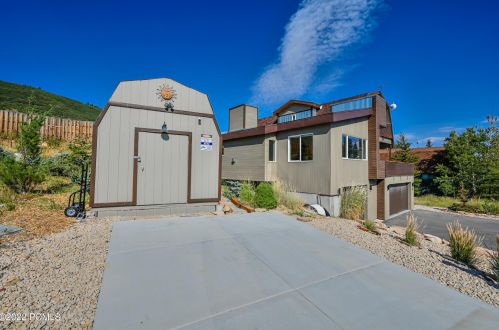 95 Aspen Dr, Park City UT 84098-5186 exterior