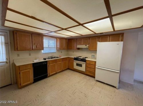 2331 Belmont Ave, Phoenix AZ 85051-6618 exterior