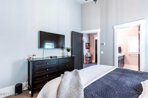 1024 Norfolk Ave, Park City UT 84060-5444 exterior