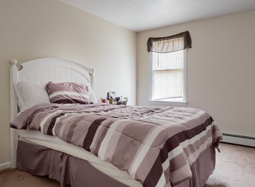 38 Vincent Cir, Worcester MA 01604-3462 exterior