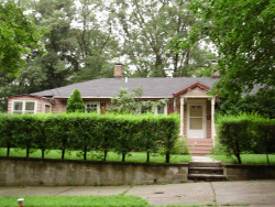 21 Roland St, Newton, MA 02461-1919