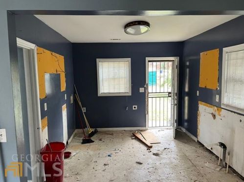 89 Holly Rd, Atlanta GA 30314-2002 exterior