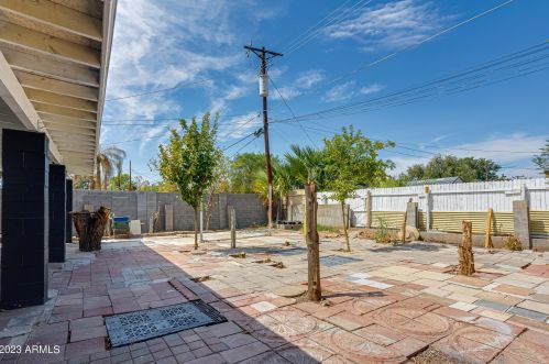 3416 Cambridge Ave, Phoenix AZ 85008-1215 exterior