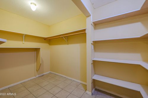 3121 Bethany Home Rd, Phoenix AZ 85015-2442 exterior