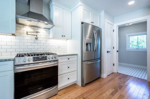 62 Dudley Rd, Sutton MA 01590-3037 exterior