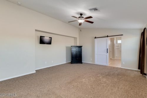 2126 Aire Libre Ave, Phoenix AZ 85022 exterior