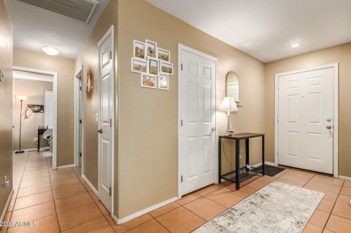 2213 65th Dr, Phoenix AZ  85035-3405 exterior