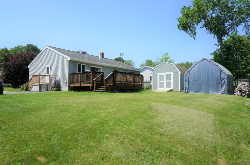 13 Alora St, Lisbon, ME 04252-1442