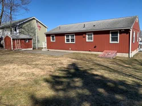 21 Viele Ave, Worcester, MA 01605-1430