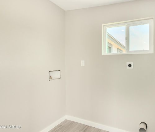 1608 65th Ave, Phoenix AZ 85033-1601 exterior