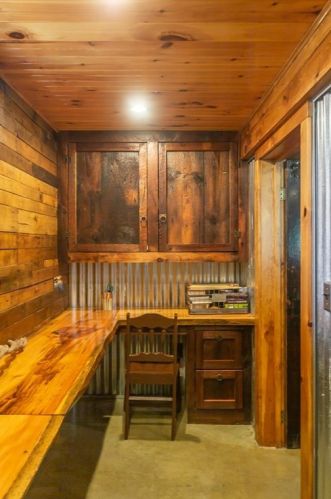 550 Hart St, Dighton MA  02715-1407 exterior