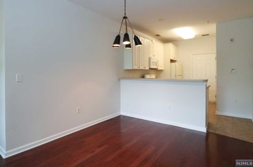 304 Freedom Ln, Belleville NJ 07109-5336 exterior