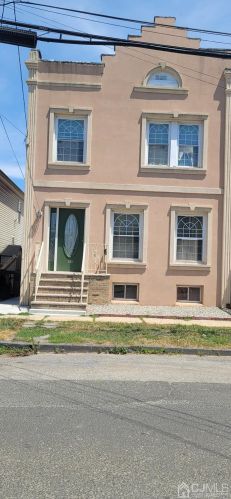 48 Chrome Ave, Carteret NJ  07008-3402 exterior