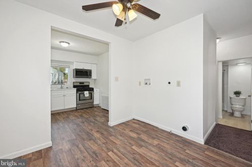 821 Columbia Blvd, West Deptford NJ 08063-1204 exterior