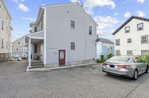 140 Grant St, Fall River MA 02721-1239 exterior