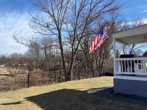 16 Annette St, Methuen MA 01844-5907 exterior