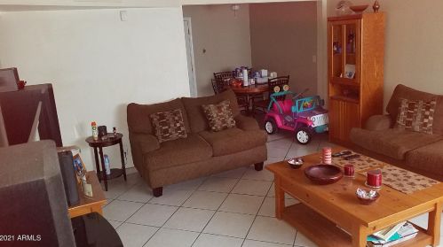 3944 Earll Dr, Phoenix AZ 85018-7103 exterior