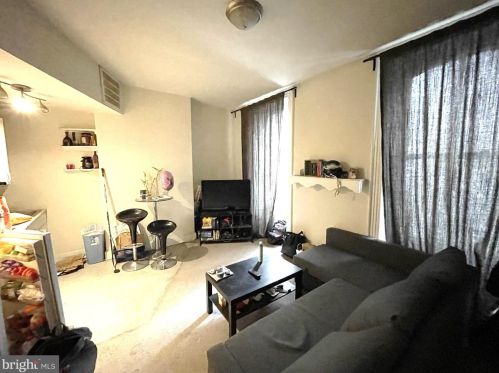 112 20 St, Philadelphia PA 19138-2902 exterior