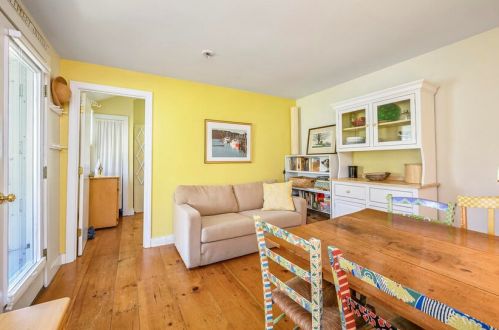 76 Hay Rd, Eastham MA 02642-3268 exterior