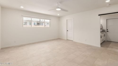 6501 2nd St, Phoenix AZ 85022-1005 exterior