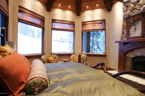 91 White Pne Cyn Rd, Park City UT 84060-6514 exterior