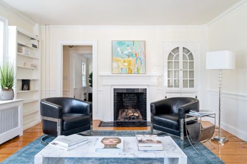 46 Church St, Dedham MA  02026-4340 exterior