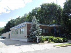 1185 Chestnut St, Newton, MA 02464-1308