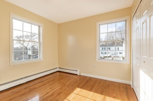 16A-16B Sigourney St, Worcester MA exterior