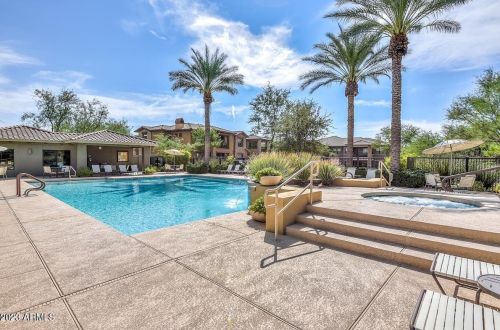 21320 56th St, Phoenix AZ 85054-5401 exterior