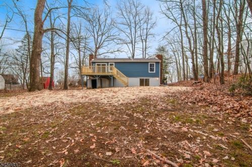 42 Smt Dr, Wantage NJ 07461-1239 exterior