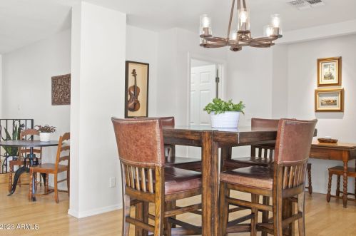 210 Butler Dr, Phoenix AZ 85051-4649 exterior