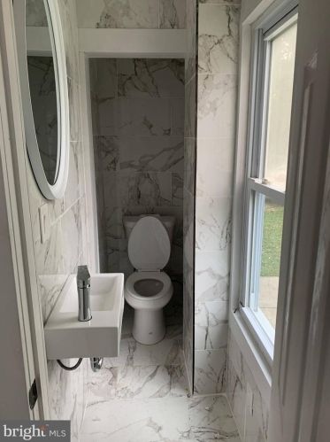 262 Barber Ave, West Deptford NJ  08096-2613 exterior