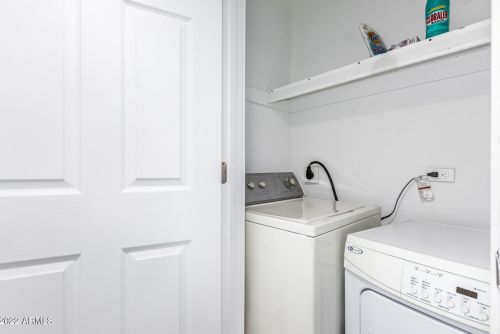 4731 Belleview St, Phoenix AZ  85008-5606 exterior