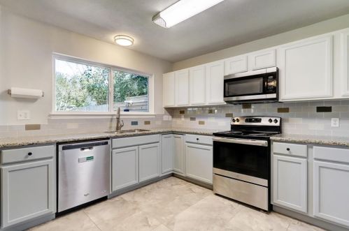 7027 Buchanan Dr, Richmond TX 77469-5968 exterior