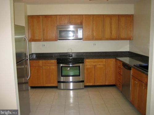 5452 Wolf River Ln, Columbia MD  21045-2258 exterior