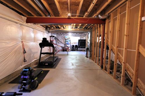 9 Keller Ct, Lemont IL 60440-9054 exterior