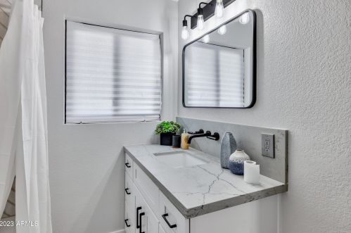 4115 Catalina Dr, Phoenix AZ 85015-6024 exterior