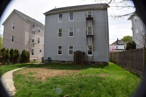 204 Jepson St, Fall River MA  02723-3017 exterior