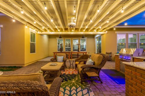 5310 2nd St, Phoenix AZ 85085-7756 exterior