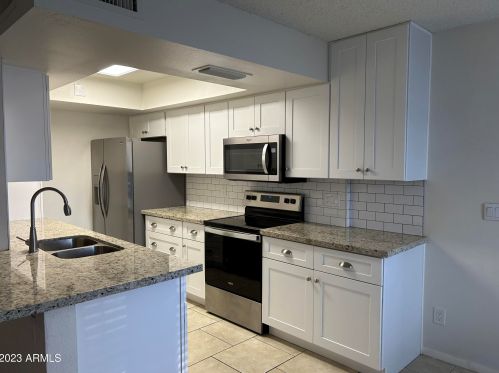 13244 3rd Way, Phoenix, AZ 85022-5245