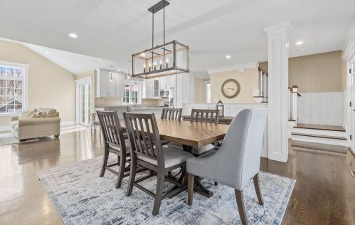 54 Cushing St, Hingham MA 02043-3625 exterior