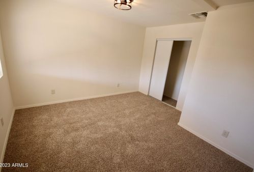 3024 64 Dr, Phoenix AZ 85033-4507 exterior