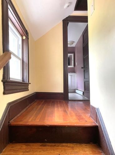 497 Smt St, Fall River MA 02724-1700 exterior