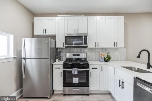 4932 8th St, Philadelphia PA 19120-3710 exterior