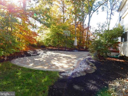 612 Schaeffer Ave, West Deptford NJ 08096-6631 exterior