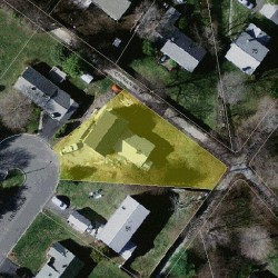 40 Chinian Path, Newton MA 02459-3538 aerial view